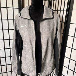 Nike Gray and Black Jacket with Sporty Aesthetic